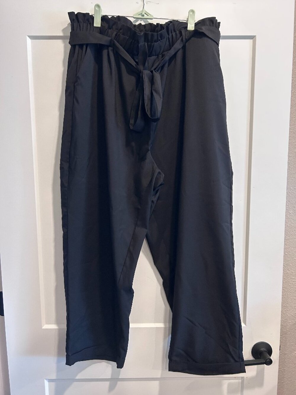 SHEIN Curve 4XL Black Paperbag Waist Tie Belt Cropped Pants Fits 2X
